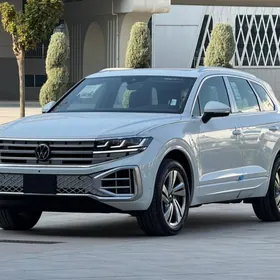 Volkswagen Touareg 2025