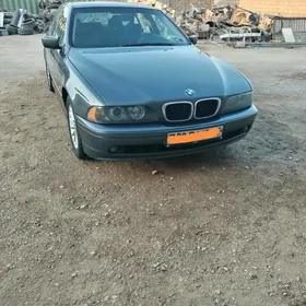 BMW E39 2002