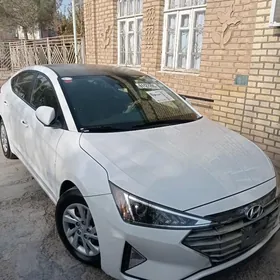 Hyundai Elantra 2020