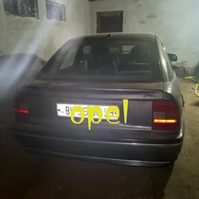 Opel Vectra 1990