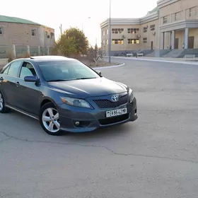 Toyota Camry 2010