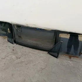 2106 zawatskoý fiat aýnasy