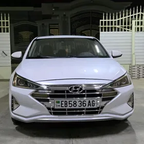 Hyundai Elantra 2020