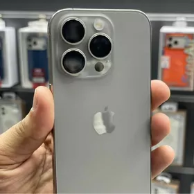 IPhone 15 pro 128/85 