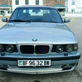 BMW 525 1990