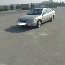 Toyota Camry 2000