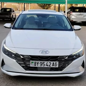 Hyundai Elantra 2021
