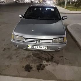 Peugeot 405 2005
