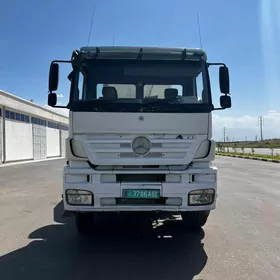 Mercedes-Benz Other 2012