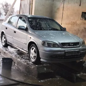 Opel Astra 2000