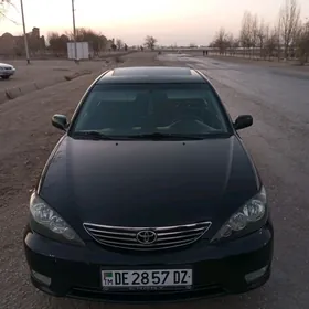 Toyota Camry 2005