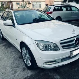 Mercedes-Benz C350 2008