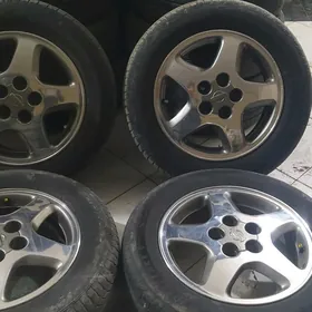 Nissan disga balon 16 lyk