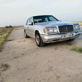 Mercedes-Benz 230E 1991