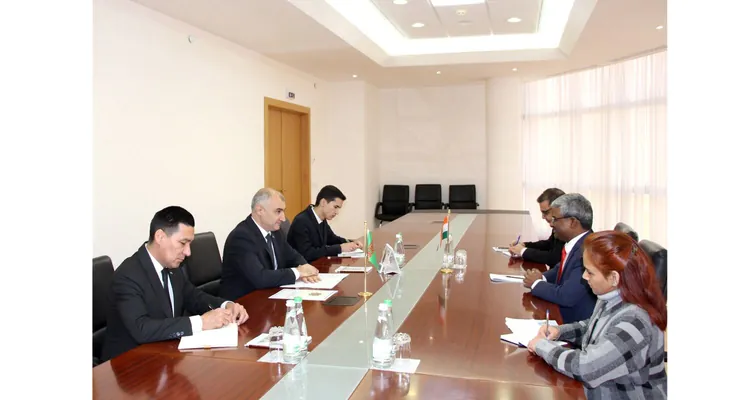 Türkmenistanyň DIM-nde Hindistanyň ilçisi bilen duşuşyk geçirildi