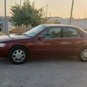 Toyota Camry 1999