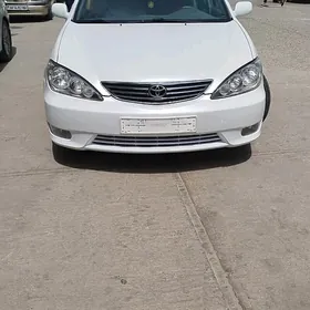 Toyota Camry 2004