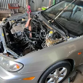 Nissan maxima korobka