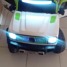 ДЕТСКАЯ МАШИНА НА ПУЛЬИЕ