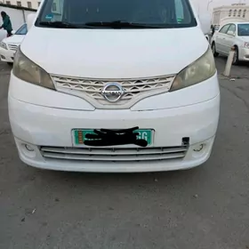 Nissan NV200 2015