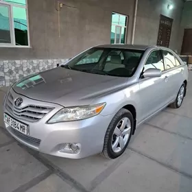 Toyota Camry 2010