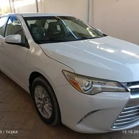 Toyota Camry 2017