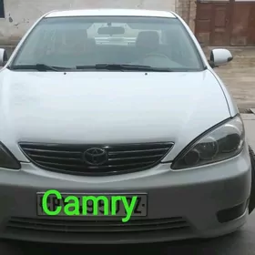 Toyota Camry 2004