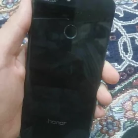 Honor 9 lite. Ram..3. Pam 32..