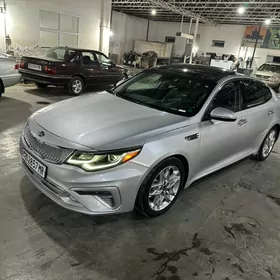 Kia Optima 2020