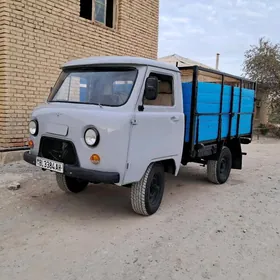 UAZ 452 1993