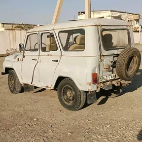 UAZ 469 1999
