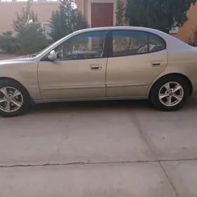Daewoo Leganza 2001