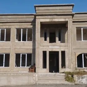 2 этажный недостроенный дом