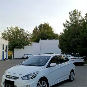 Hyundai Accent 2014
