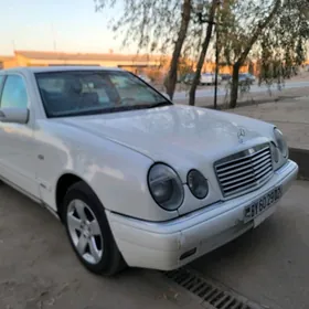 Mercedes-Benz E320 1998