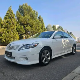 Toyota Camry 2010