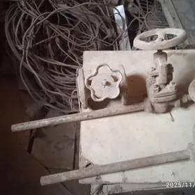 zadiwiSyi turos radiyatir