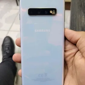 Samsung s10 8/128 2sim