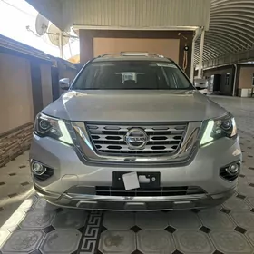 Nissan Pathfinder 2020