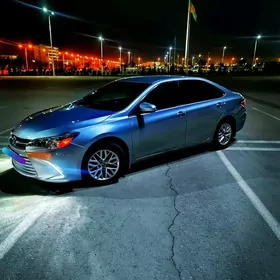 Toyota Camry 2017
