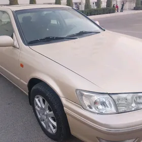 Toyota Camry 2001