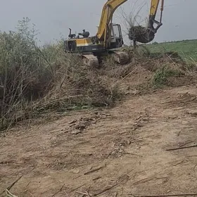 Komatsu D475A-5E0 1996