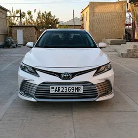 Toyota Camry 2022