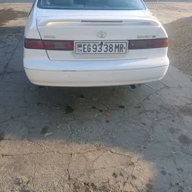 Toyota Camry 1999