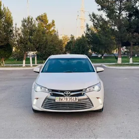 Toyota Camry 2017