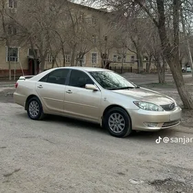 Toyota Camry 2005