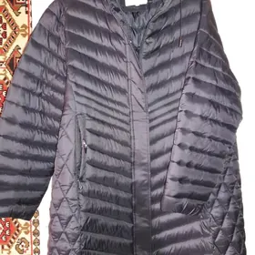 Пальто женск..черный цвет