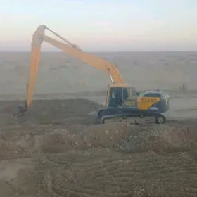 Caterpillar Excavator 2012