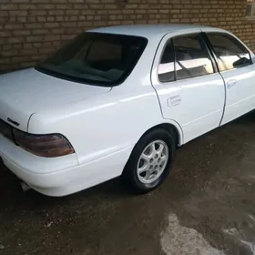 Toyota Camry 1993