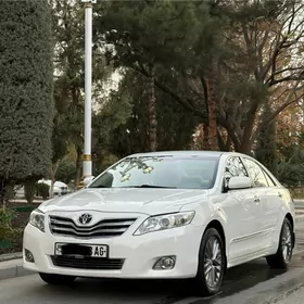 Toyota Camry 2010